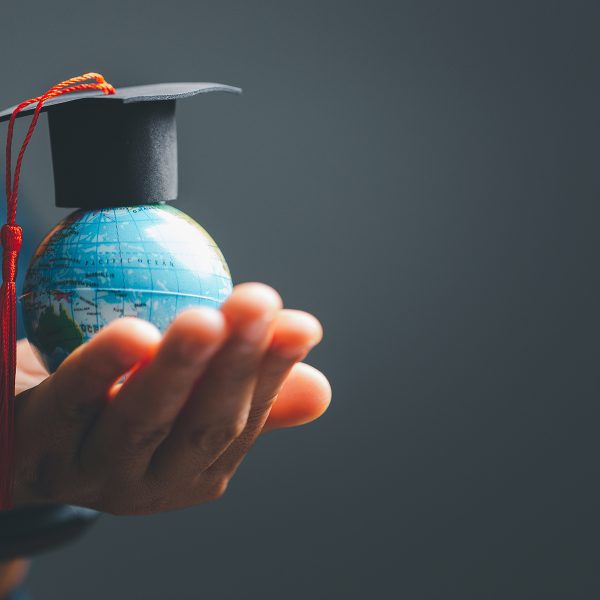 面向国际学生的牧灵关怀